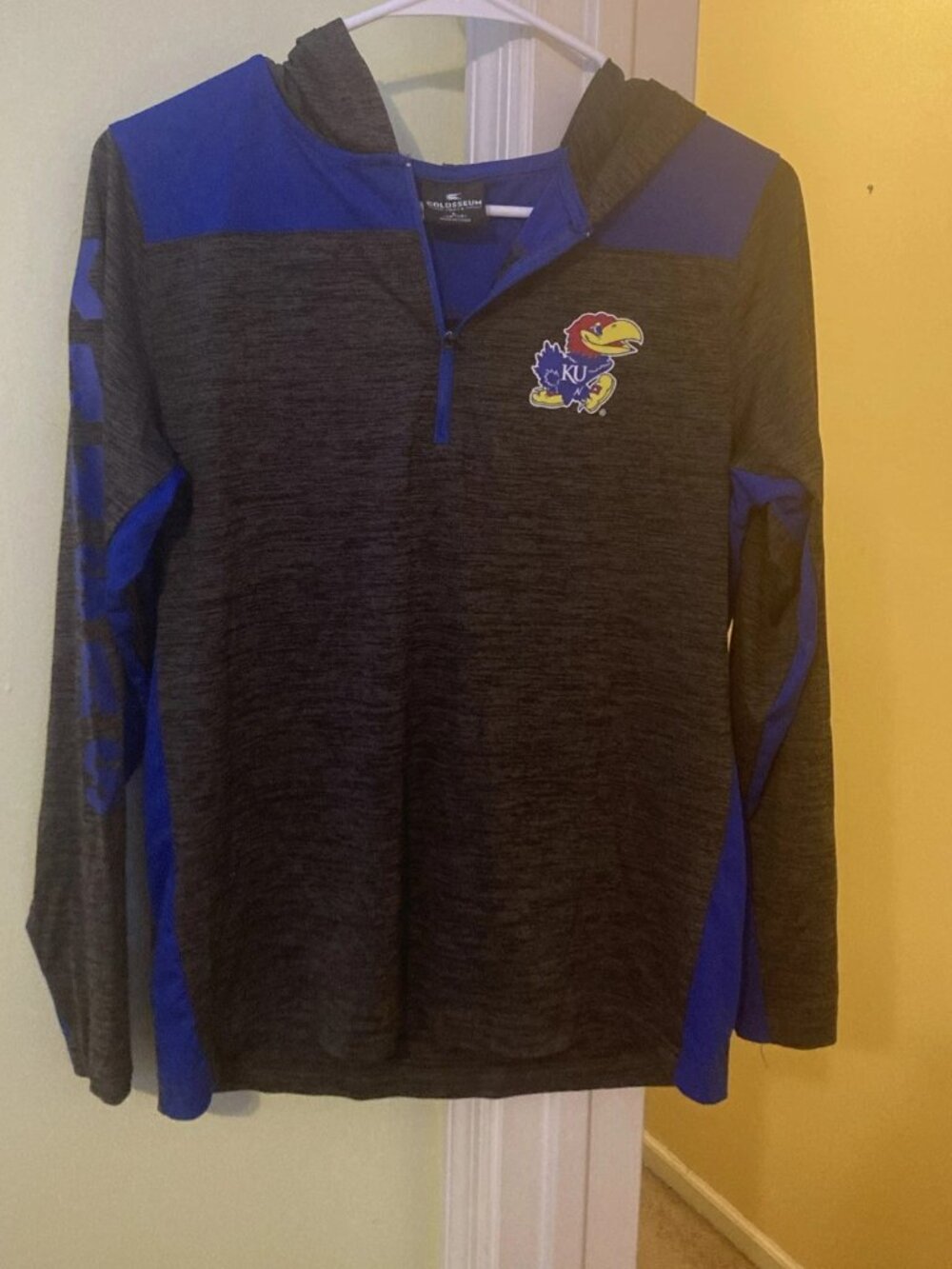 Colosseum 1/4 Zip Kansas Jayhawks Pullover Sz Yth L 16-18 Blue Grey Long Sleeve